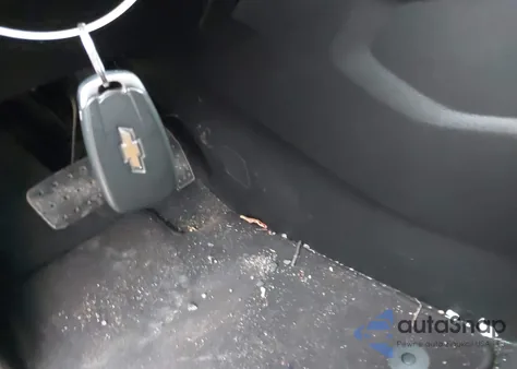 2019 Chevrolet Traverse Ls from USA, damaged, VIN 1GNERFKW2KJ101657